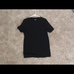 plain black t-shirt